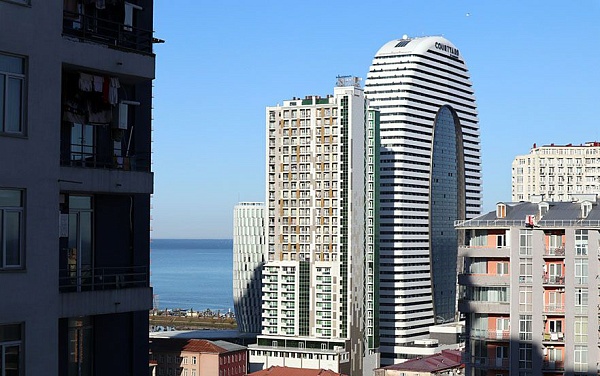 Продается студия с видом на горы в ЖК Mega Palace в Батуми